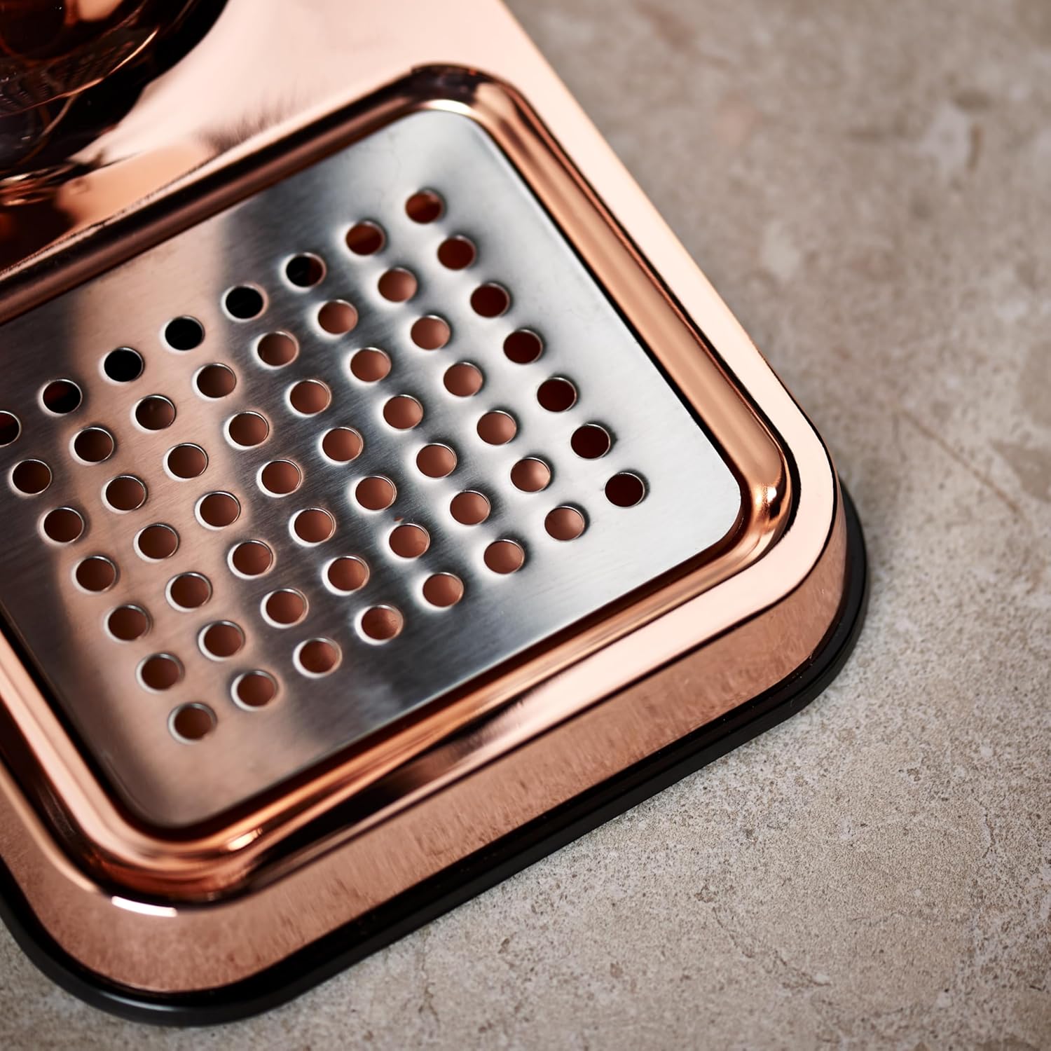 Aarke Carbonator 3, Máquina Gasificadora de Agua en Acero Inoxidable, incluye Dos Botellas (800ml), Acabado en Negro